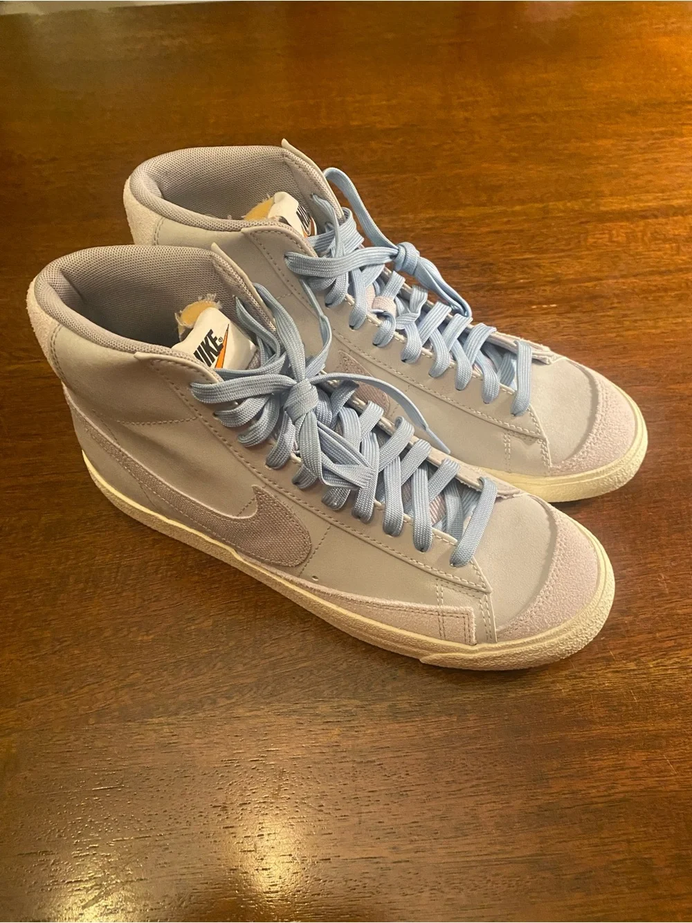Nike stylish mid